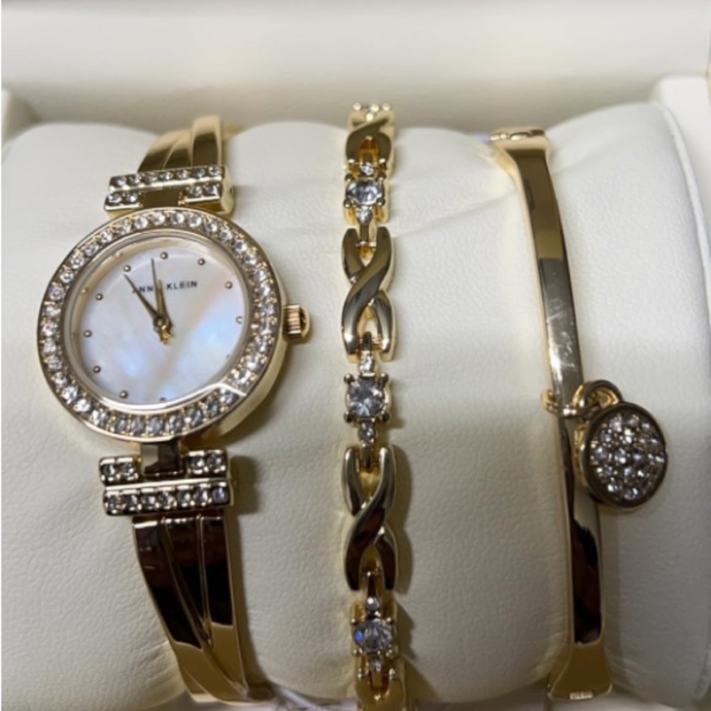 NEW ANNE KLIEN WATCH + BRACELET SET